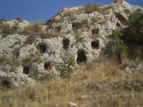 La necropoli della Montagna (XVIII-VIII a.C.) 